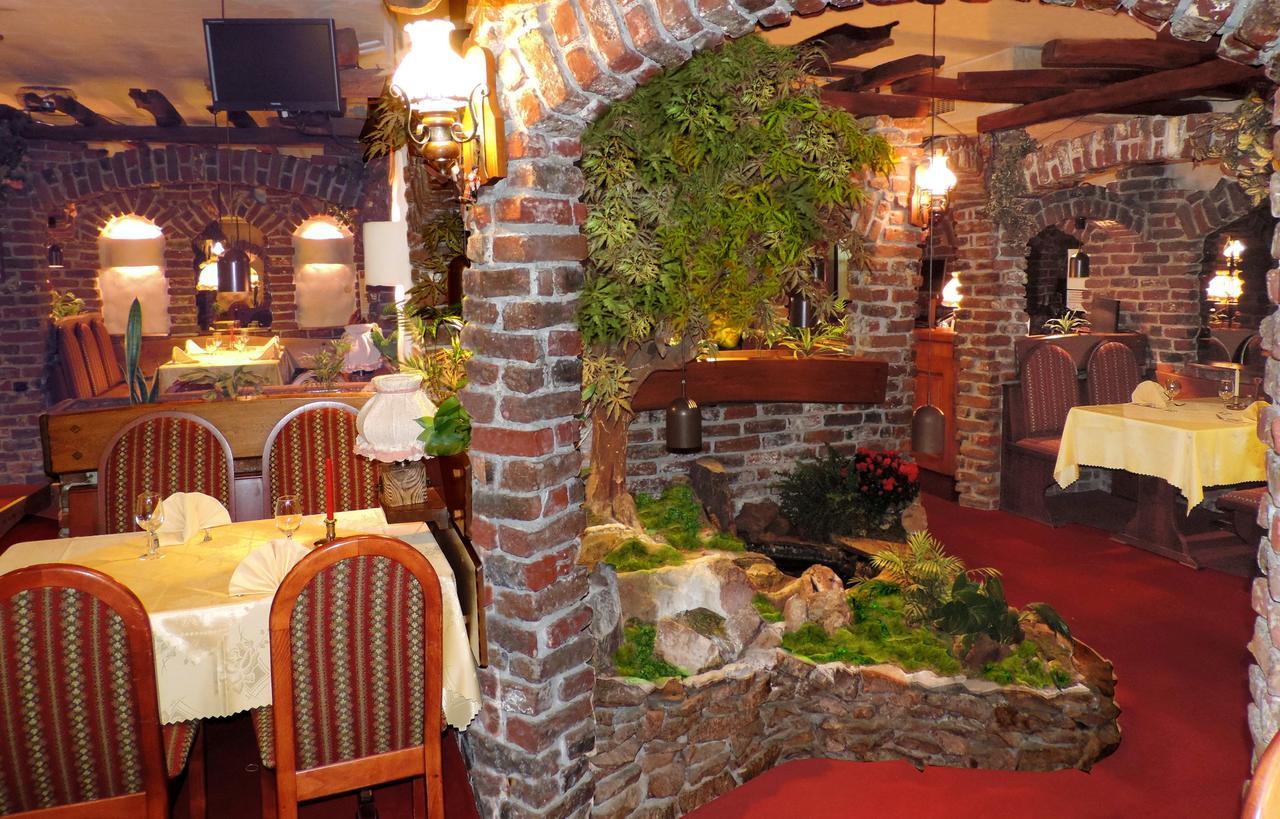 Hotel Restaurant Cristal Wintzenheim Exteriér fotografie
